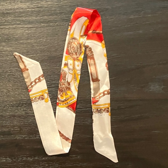 Twilly - Picture 3 of 6